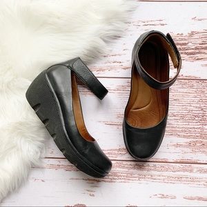 Clarks Artisan Black Leather Clarene Tide Wedges 8